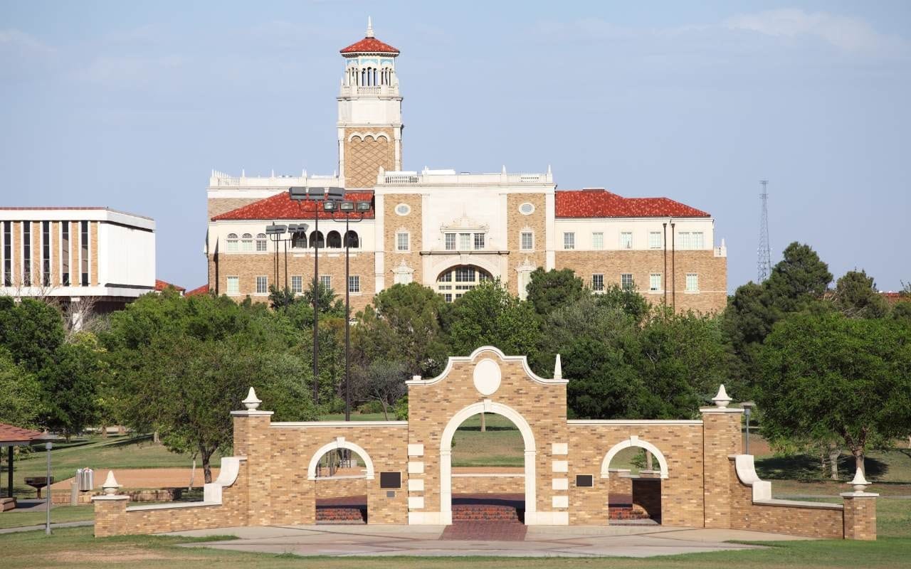 spanish architecture in texas medical college campus