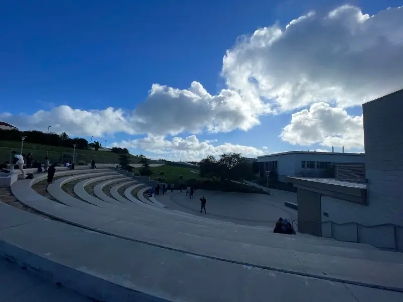 outdoor ampitheater on college campus