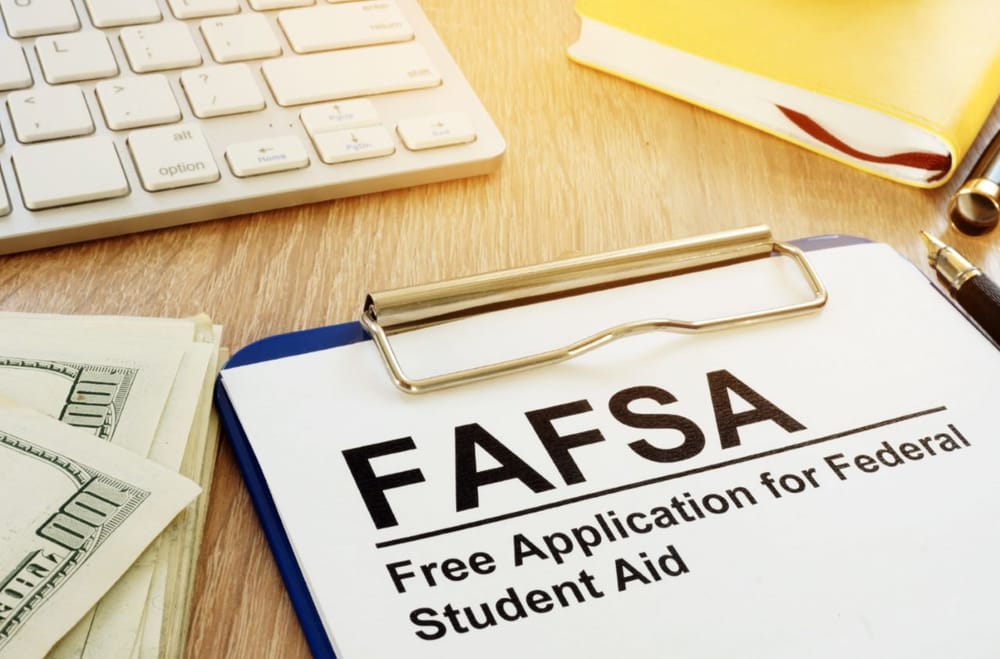 New Changes To The Upcoming FAFSA 2024-2025 | Bold.org | Bold.org